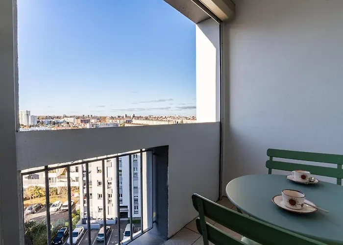 L'elegant - Parking - Metro Apartment *